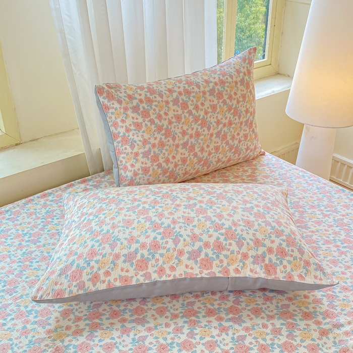 91家纺网 家纺一手货源 找家纺 梦初语 2025夏季直播爆款A类水洗棉皱皱纱双层纱床单学生宿舍三件套 花海-粉