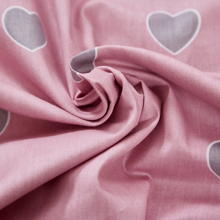 91家纺网 家纺一手货源 找家纺 贝兰仙奴 2025新款13372全棉纯棉简约时尚学生三件套 爱心满满粉