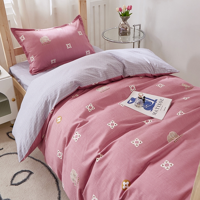 91家纺网 家纺一手货源 找家纺 贝兰仙奴 2025新款13372全棉纯棉简约时尚学生三件套 芭比小象豆沙