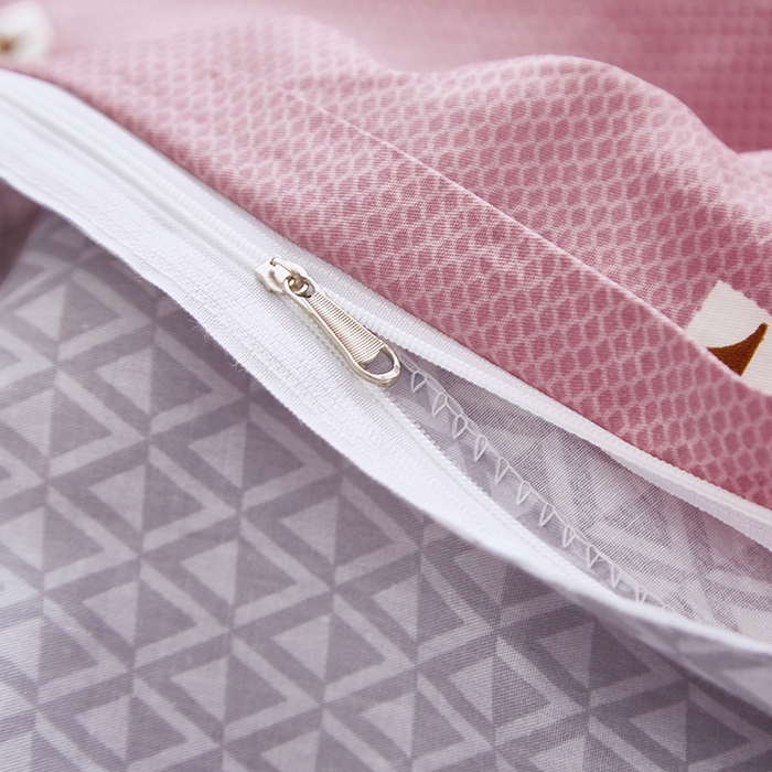 91家纺网 家纺一手货源 找家纺 贝兰仙奴 2025新款13372全棉纯棉简约时尚学生三件套 芭比小象豆沙