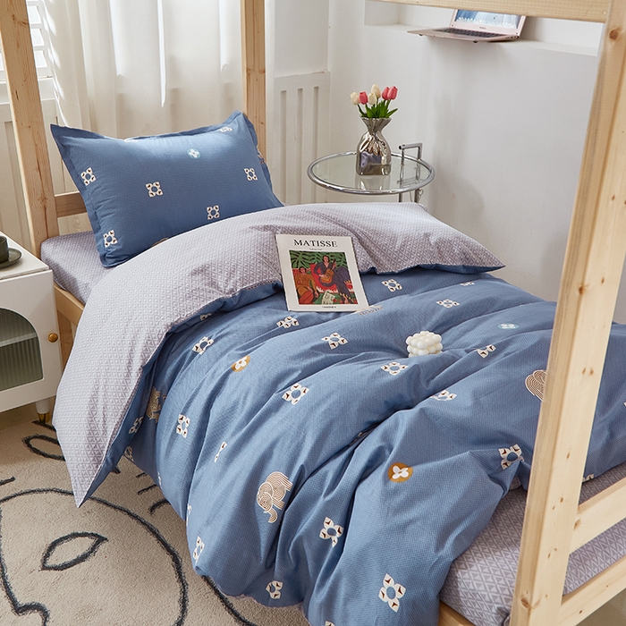 91家纺网 家纺一手货源 找家纺 贝兰仙奴 2025新款13372全棉纯棉简约时尚学生三件套 芭比小象蓝