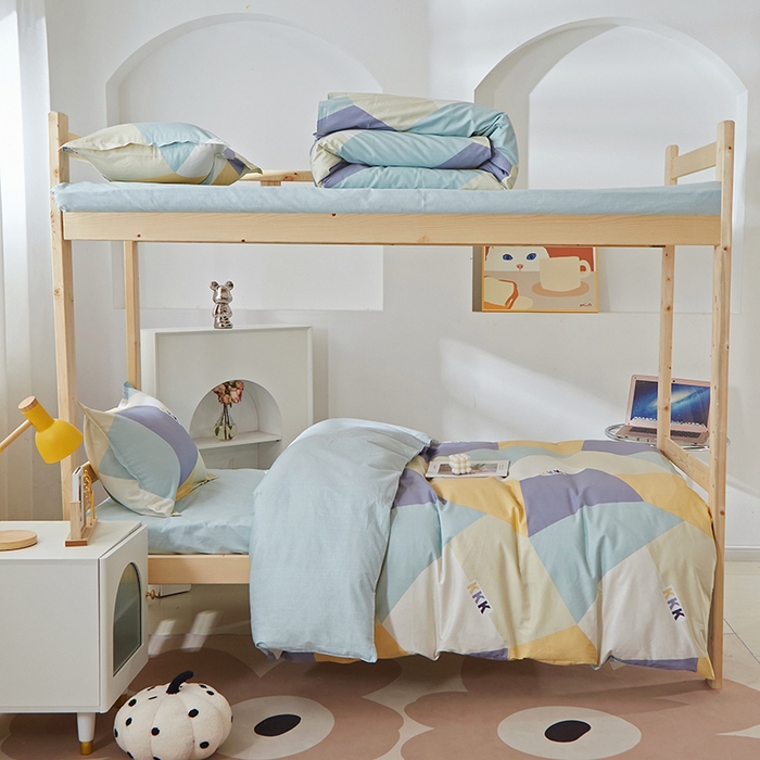 91家纺网 家纺一手货源 找家纺 贝兰仙奴 2025新款13372全棉纯棉简约时尚学生三件套 格致绿