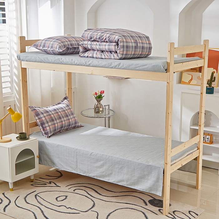 91家纺网 家纺一手货源 找家纺 贝兰仙奴 2025新款13372全棉纯棉简约时尚学生三件套 朗阁粉