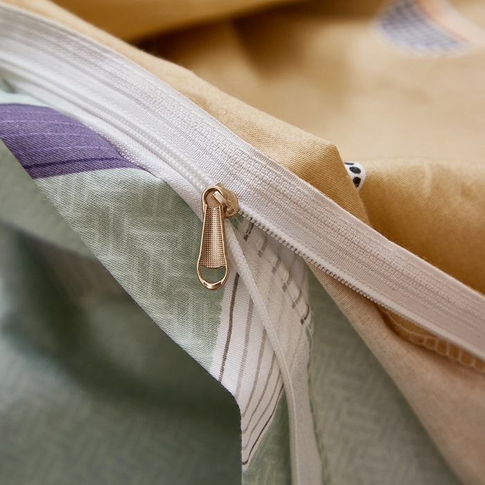 91家纺网 家纺一手货源 找家纺 贝兰仙奴 2025新款13372全棉纯棉简约时尚学生三件套 平行空间绿