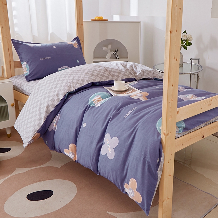 91家纺网 家纺一手货源 找家纺 贝兰仙奴 2025新款13372全棉纯棉简约时尚学生三件套 时尚熊兰