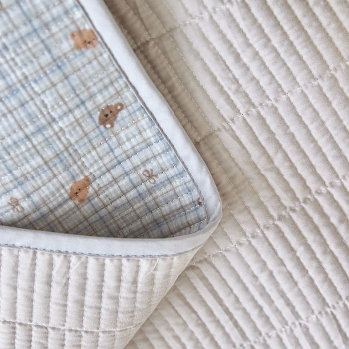 91家纺网 家纺一手货源 找家纺 （总）亿梵家居 2025新款全棉纯棉双层纱床盖三件套A类母婴级纯棉床盖炕盖夹棉床单