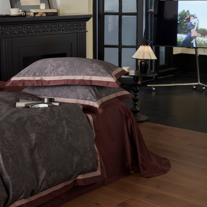 91家纺网 家纺一手货源 找家纺 由丽家纺 2025新款数码印花双层边拼角活性数码印花四件套（控价券后399起） 浮世-紫