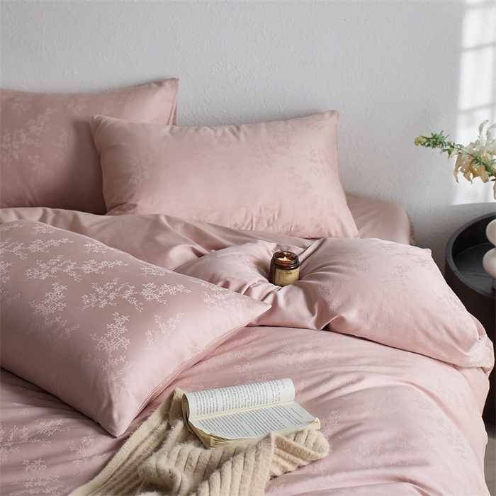 91家纺网 家纺一手货源 找家纺 亿梵家居 2025新款高端A类长绒棉四件套全棉提花轻奢全棉四件套 赫本-柔光粉