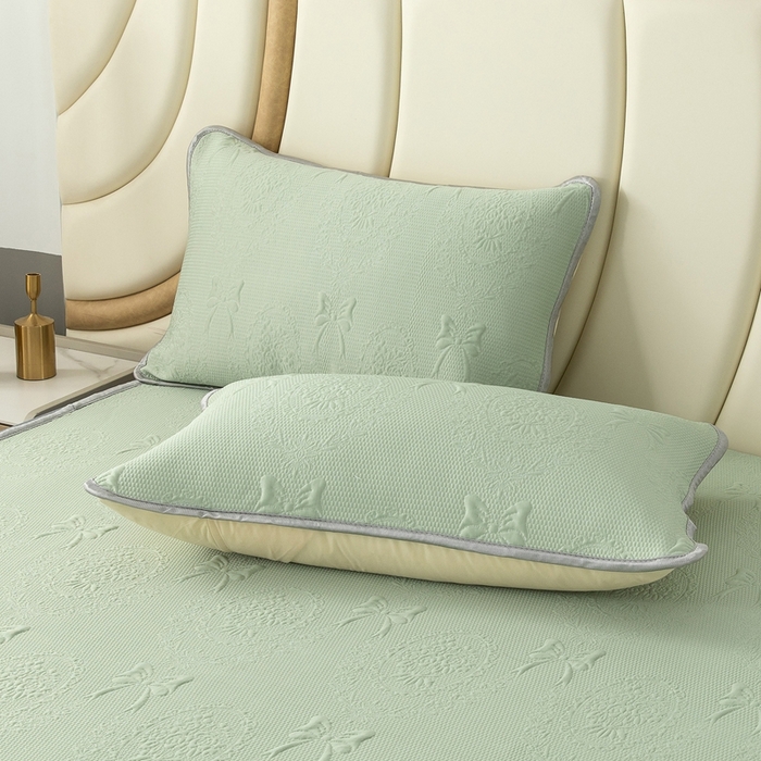 91家纺网 家纺一手货源 找家纺 乐居家纺 2025新款中分子PE凉感凉豆豆提花凉席床笠款 绿色蝴蝶结