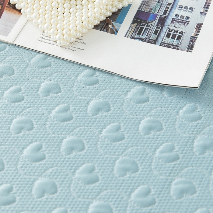 91家纺网 家纺一手货源 找家纺 乐居家纺 2025新款中分子PE凉感凉豆豆提花凉席床笠款 蓝色爱心