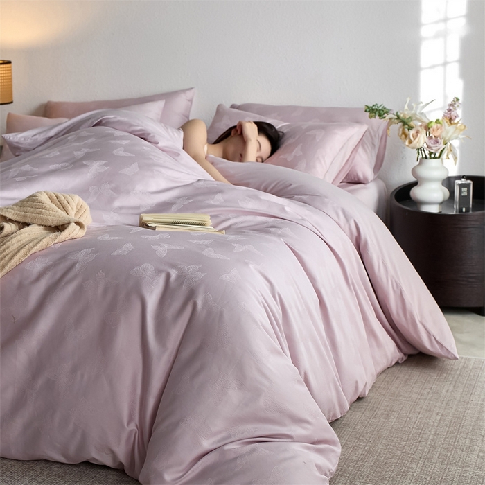 91家纺网 家纺一手货源 找家纺 亿梵家居 2025新款高端A类长绒棉四件套全棉提花轻奢全棉四件套 梦蝶-风信紫