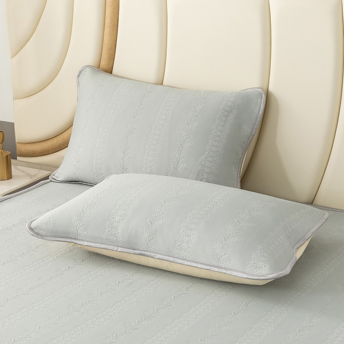 91家纺网 家纺一手货源 找家纺 乐居家纺 2025新款中分子PE凉感凉豆豆提花凉席床笠款 灰色-异形线条