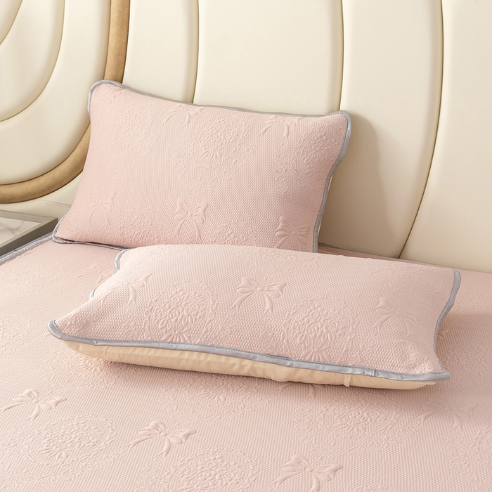 91家纺网 家纺一手货源 找家纺 乐居家纺 2025新款中分子PE凉感凉豆豆提花凉席床笠款 玉蝴蝶结