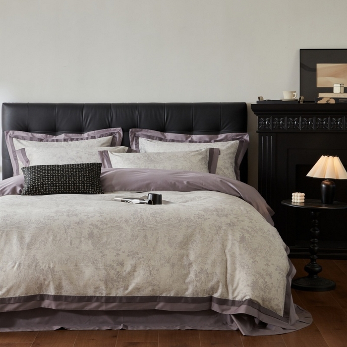 91家纺网 家纺一手货源 找家纺 由丽家纺 2025新款数码印花双层边拼角活性数码印花四件套（控价券后399起） 浮世-灰