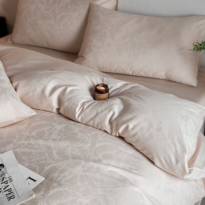 91家纺网 家纺一手货源 找家纺 亿梵家居 2025新款高端A类长绒棉四件套全棉提花轻奢全棉四件套 卡美伦-香槟色