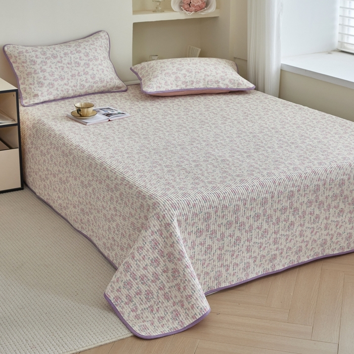 91家纺网 家纺一手货源 找家纺 亿梵家居 2025新款全棉纯棉双层纱床盖三件套A类母婴级纯棉床盖炕盖夹棉床单 梅林春晓