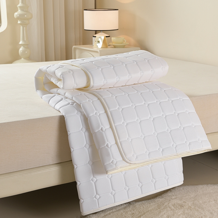 91家纺网 家纺一手货源 找家纺 美克家居2025新款加厚防水软床垫 A级软垫白【不防水加厚款】