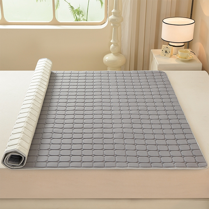 91家纺网 家纺一手货源 找家纺 美克家居2025新款加厚防水软床垫 A级软银灰【不防水加厚款】