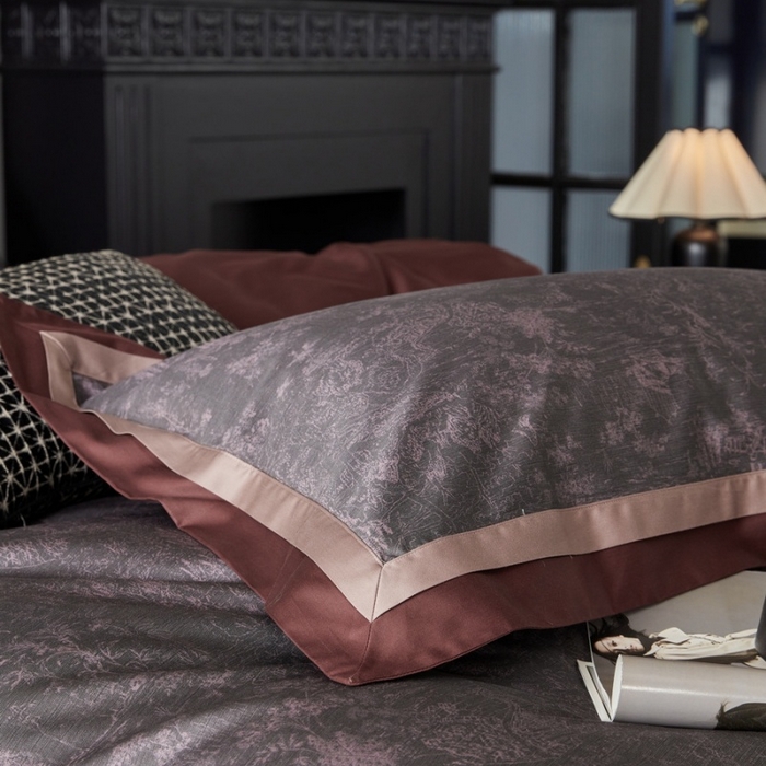 91家纺网 家纺一手货源 找家纺 由丽家纺 2025新款数码印花双层边拼角活性数码印花四件套（控价券后399起） 浮世-紫