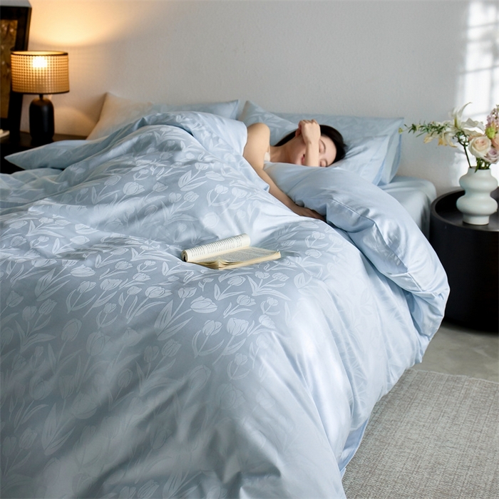 91家纺网 家纺一手货源 找家纺 亿梵家居 2025新款高端A类长绒棉四件套全棉提花轻奢全棉四件套 郁金香-晚波蓝