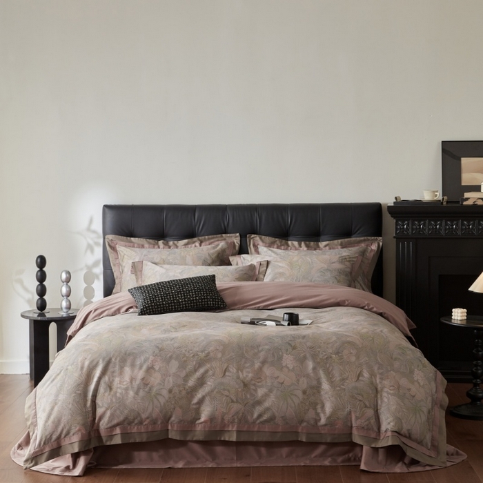 91家纺网 家纺一手货源 找家纺 由丽家纺 2025新款数码印花双层边拼角活性数码印花四件套（控价券后399起） 叶景-粉