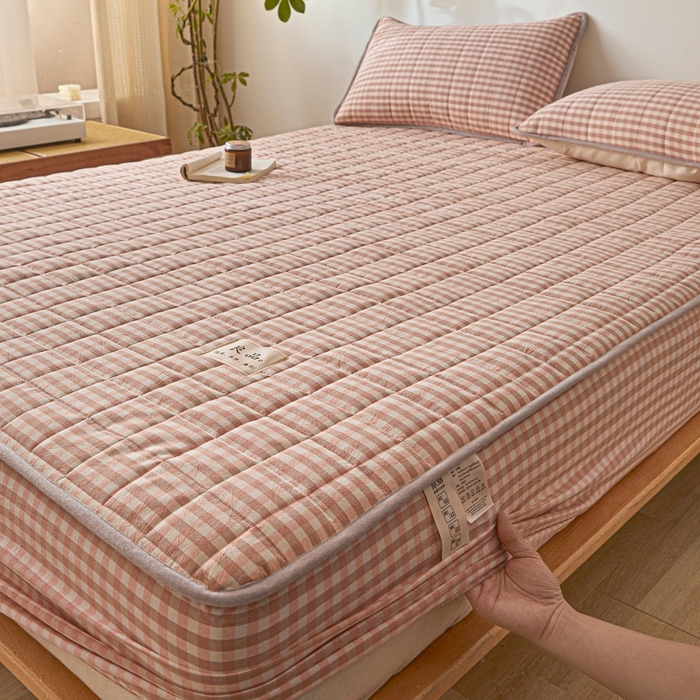 91家纺网 家纺一手货源 找家纺 伊人坊 2025新款A类全棉色织水洗棉大豆夹棉床笠 艾格 浅粉