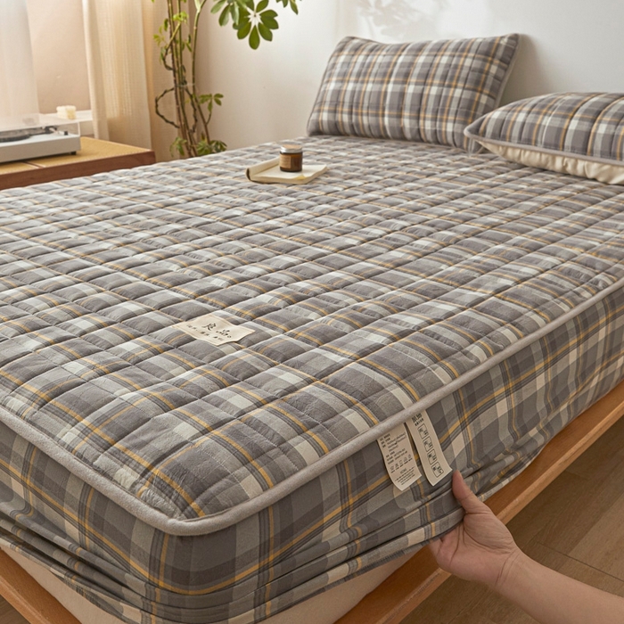 91家纺网 家纺一手货源 找家纺 伊人坊 2025新款A类全棉色织水洗棉大豆夹棉床笠 森屿 雾灰