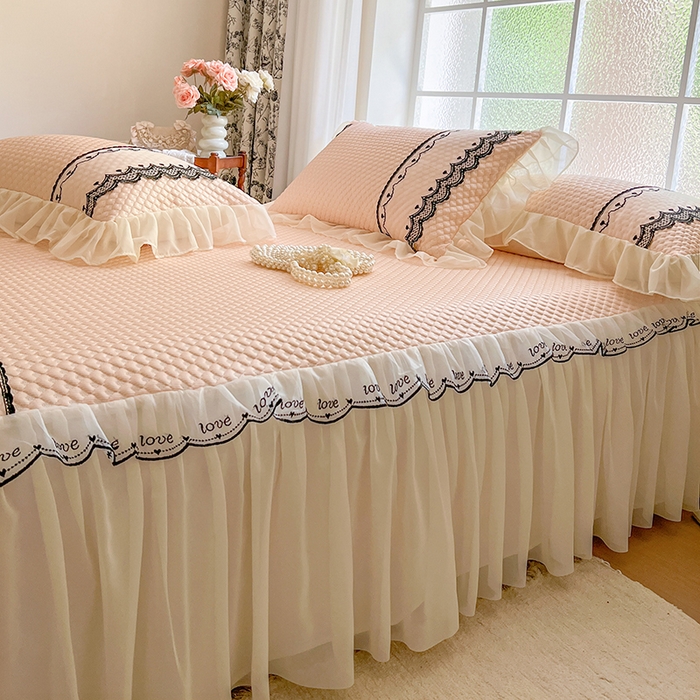 91家纺网 家纺一手货源 找家纺 网红馆（ck家纺） 2025新款凉豆豆床裙款凉席三件套-露茜公主 露茜公主-玉