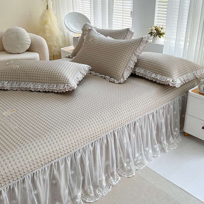 91家纺网 家纺一手货源 找家纺 （总）代芙家纺 2025新款PE凉感软凉席床裙款三件套控价238