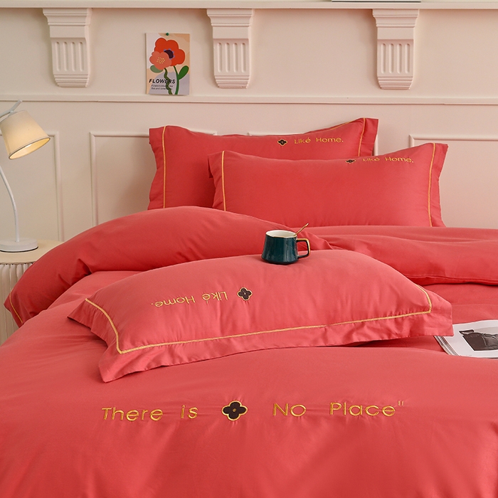 91家纺网 家纺一手货源 找家纺 （总）宇彬家纺 2025直播热新款13374全棉母婴级压线一字绣宽边被套纯色刺绣四件套贡缎新疆长绒字母轻奢