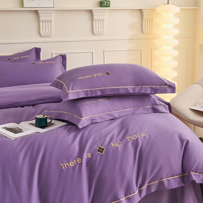 91家纺网 家纺一手货源 找家纺 宇彬家纺 2025直播热新款13374全棉母婴级压线一字绣宽边被套纯色刺绣四件套贡缎新疆长绒字母轻奢 暖系列-典雅紫
