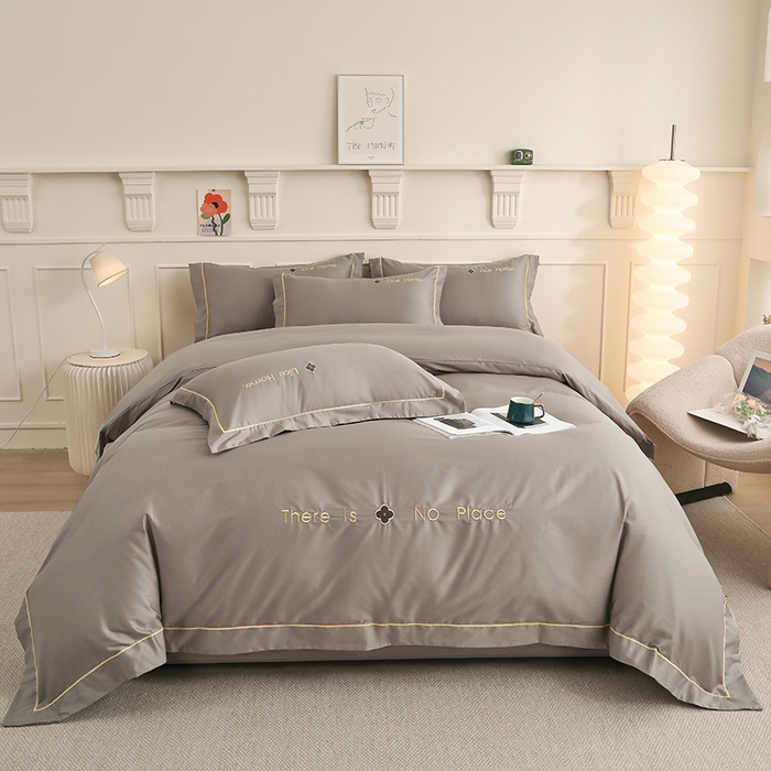 宇彬家纺 2025直播热新款13374全棉母婴级压线一字绣宽边被套纯色刺绣四件套贡缎新疆长绒字母轻奢 暖系列-绅士灰