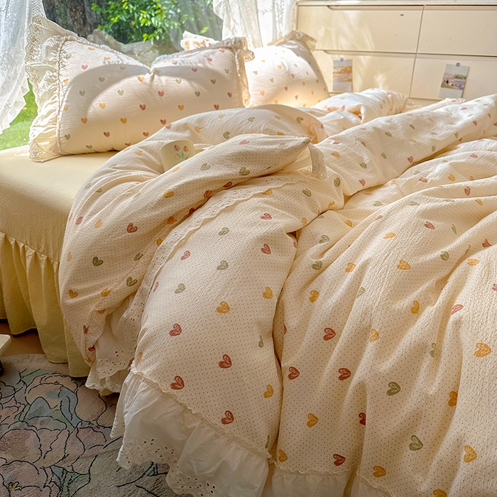 91家纺网 家纺一手货源 找家纺 仟网汇 2025新款皱皱纱花边床裙四件套多功能夏被夏凉被空调被四件套四季通用 心心相印