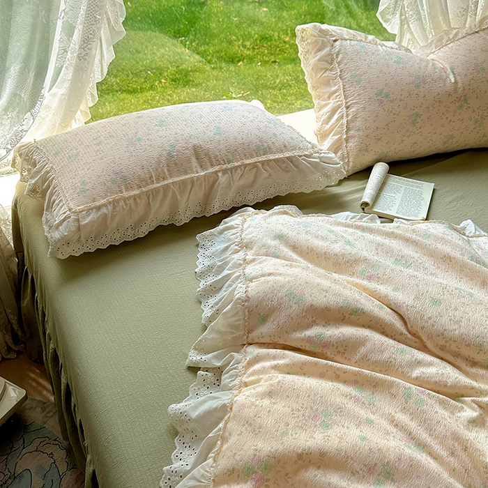 91家纺网 家纺一手货源 找家纺 仟网汇 2025新款皱皱纱花边床裙四件套多功能夏被夏凉被空调被四件套四季通用 苏打薄荷