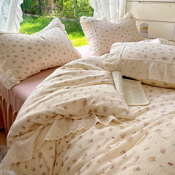 91家纺网 家纺一手货源 找家纺 仟网汇 2025新款皱皱纱花边床裙四件套多功能夏被夏凉被空调被四件套四季通用 小春日和