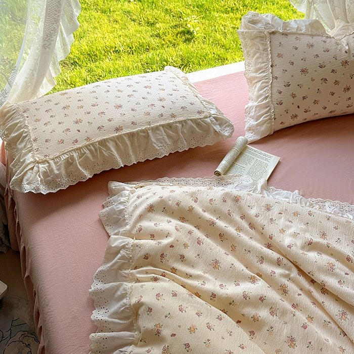 91家纺网 家纺一手货源 找家纺 仟网汇 2025新款皱皱纱花边床裙四件套多功能夏被夏凉被空调被四件套四季通用 小春日和
