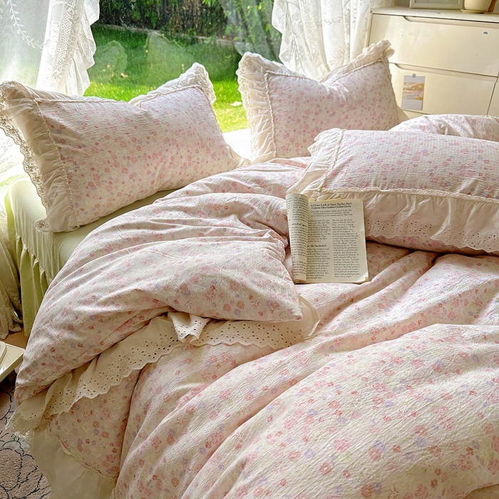 91家纺网 家纺一手货源 找家纺 仟网汇 2025新款皱皱纱花边床裙四件套多功能夏被夏凉被空调被四件套四季通用 桃花灼灼