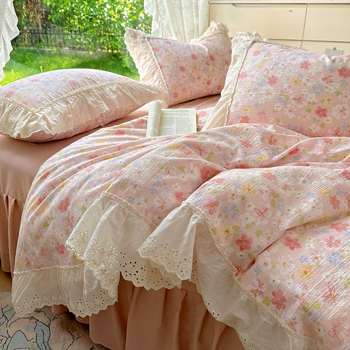 91家纺网 家纺一手货源 找家纺 仟网汇 2025新款皱皱纱花边床裙四件套多功能夏被夏凉被空调被四件套四季通用 蔷薇恋人