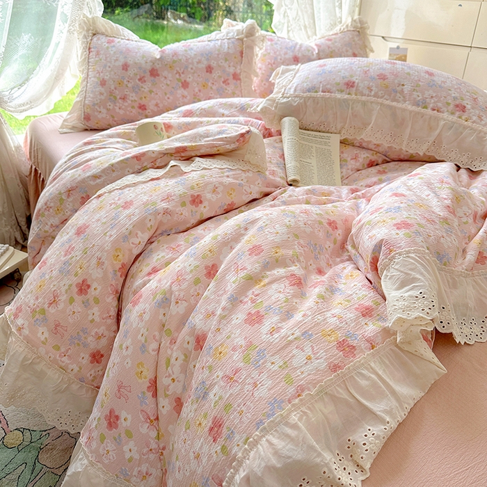 91家纺网 家纺一手货源 找家纺 仟网汇 2025新款皱皱纱花边床裙四件套多功能夏被夏凉被空调被四件套四季通用 蔷薇恋人