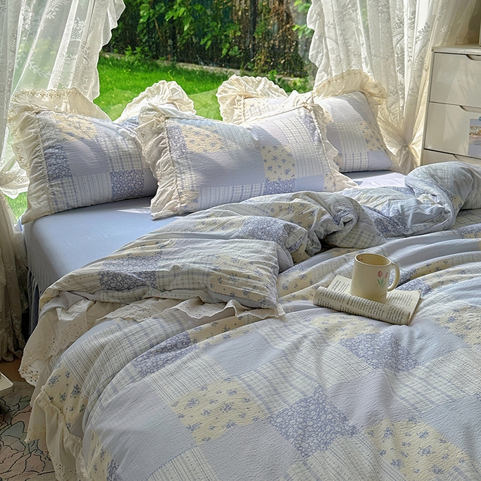 91家纺网 家纺一手货源 找家纺 仟网汇 2025新款皱皱纱花边床裙四件套多功能夏被夏凉被空调被四件套四季通用 奶蓝方块