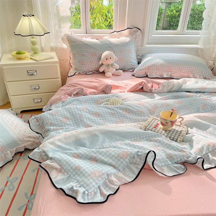 91家纺网 家纺一手货源 找家纺 梦舒羽 2025新款皱皱双层纱花边夏被夏凉被三件套薄被芯宿舍空调被 四件套 浮生若梦