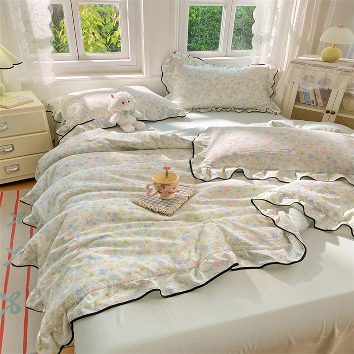 91家纺网 家纺一手货源 找家纺 梦舒羽 2025新款皱皱双层纱花边夏被夏凉被三件套薄被芯宿舍空调被 四件套 春日初见