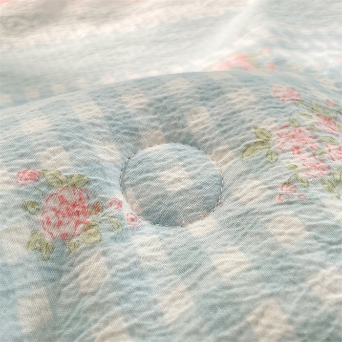 91家纺网 家纺一手货源 找家纺 梦舒羽 2025新款皱皱双层纱花边夏被夏凉被三件套薄被芯宿舍空调被 四件套 浮生若梦