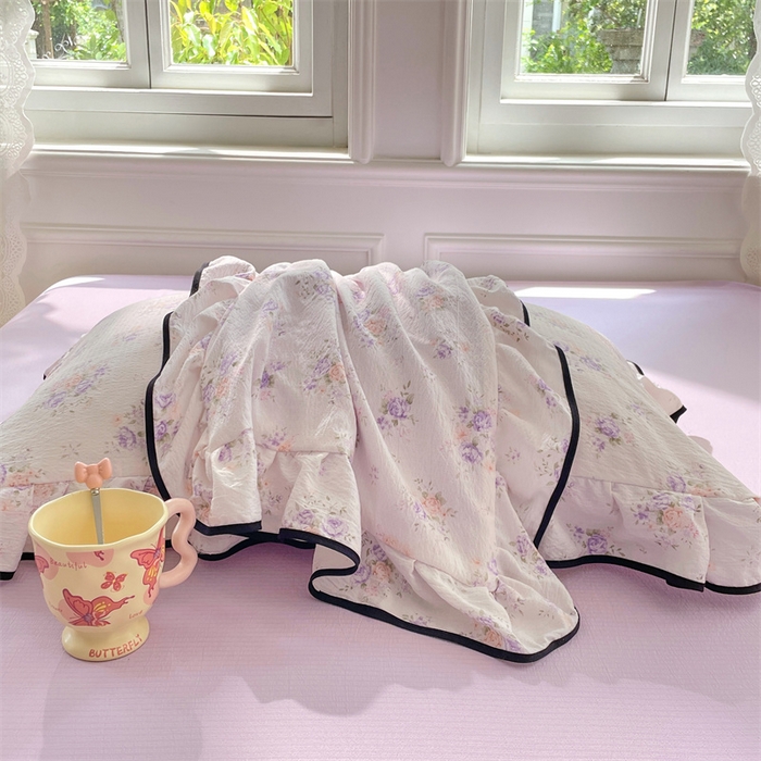 91家纺网 家纺一手货源 找家纺 梦舒羽 2025新款皱皱双层纱花边夏被夏凉被三件套薄被芯宿舍空调被 四件套 紫薇花园