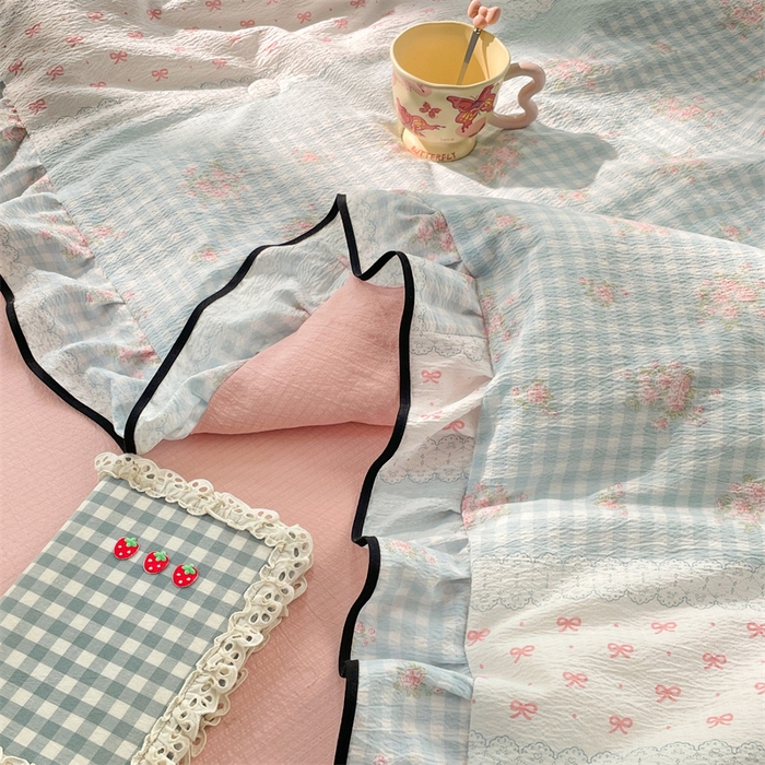 91家纺网 家纺一手货源 找家纺 梦舒羽 2025新款皱皱双层纱花边夏被夏凉被三件套薄被芯宿舍空调被 四件套 浮生若梦