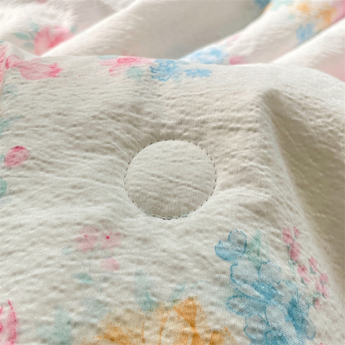 91家纺网 家纺一手货源 找家纺 梦舒羽 2025新款皱皱双层纱花边夏被夏凉被三件套薄被芯宿舍空调被 四件套 朝花夕拾