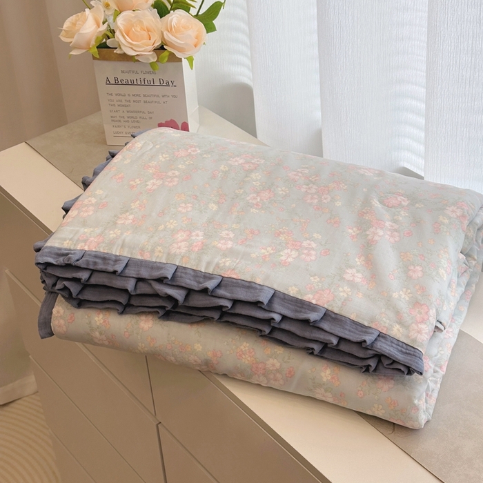 91家纺网 家纺一手货源 找家纺 （总）黛馨 2025春夏新款全棉纯棉A类双层纱工艺款夏被夏凉被空调被四件套皱皱边款