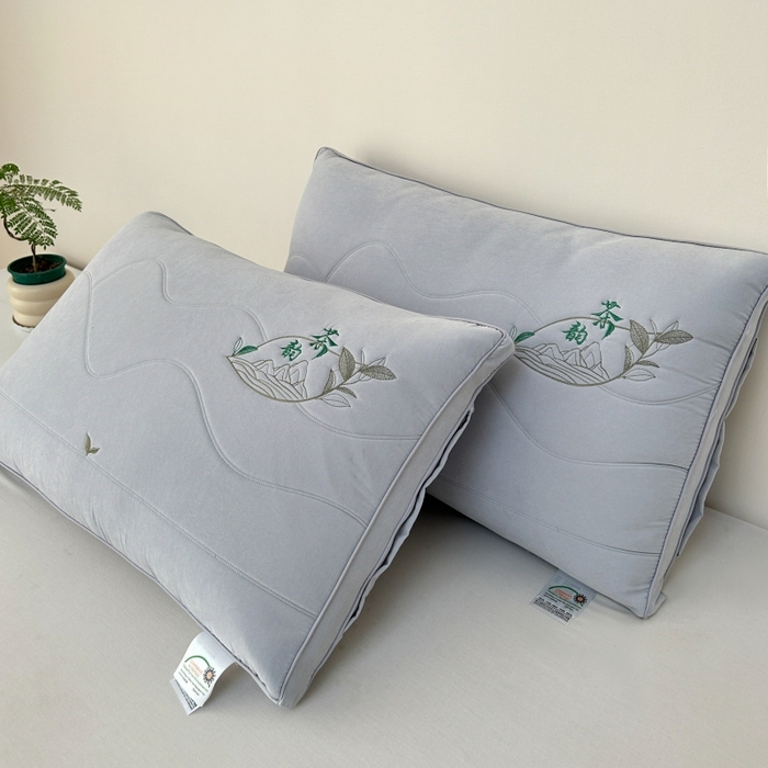 91家纺网 家纺一手货源 找家纺 宇诺家纺 2025新款亲肤纯色茶韵枕枕头枕芯 灰色