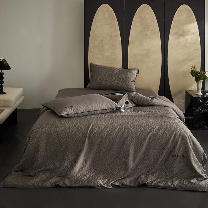 91家纺网 家纺一手货源 找家纺 （总）群鹿蚕丝羽绒馆 2025新款天丝棉提花银线刺绣嵌条麻绳工艺-铂金简奢款四件套