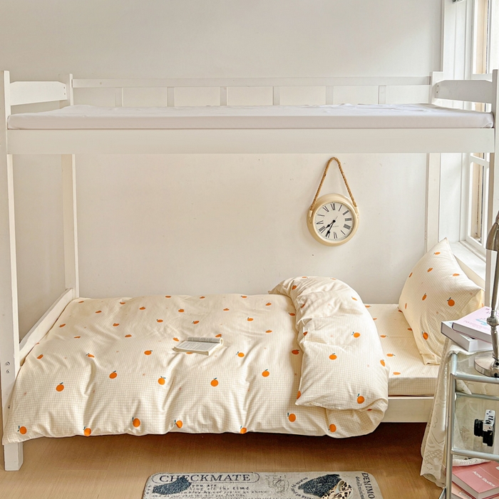 91家纺网 家纺一手货源 找家纺 耀悦家纺 2025新款学生宿舍纯棉三件套全棉四件套被套床单枕套床笠学生季 小柑橘